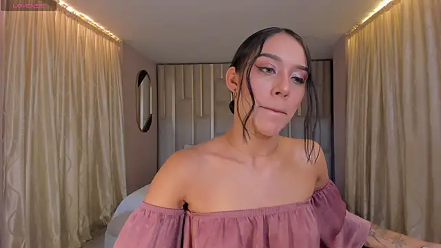 AmaliaCrus online show from 01-06-26, 08:34