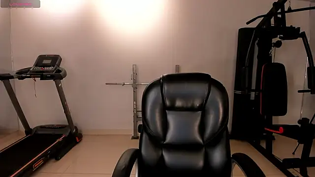 Snapshot of LarisaSmirnov chatting on 03-15-26, 04:18 LarisaSmirnov online show from 03-15-26, 04:18