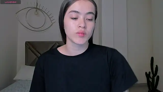 Snapshot of MaiaCollins chatting on 02-04-26, 05:41 MaiaCollins online show from 02-04-26, 05:41