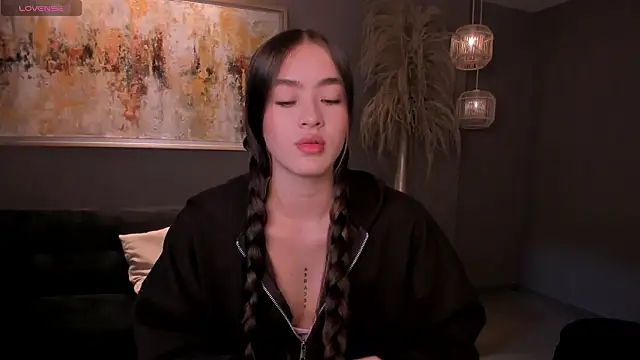 Snapshot of MaiaCollins chatting on 03-05-26, 05:42 MaiaCollins online show from 03-05-26, 05:42