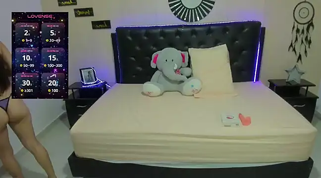 Snapshot of emma_valentina1 chatting on 03-14-25, 04:54 emma valentina1 online show from 03-14-25, 04:54