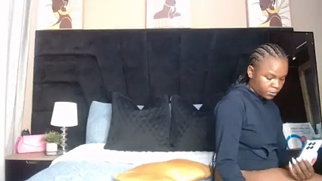 sexdevolxx online show from 06-12-26, 05:50