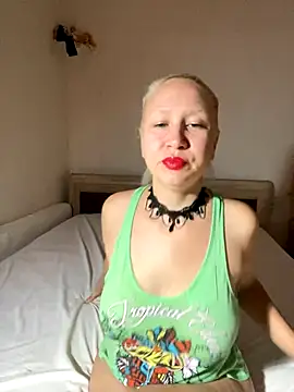 Nikusia online show from 10-10-25, 02:05