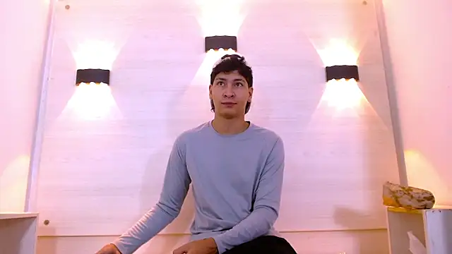 Snapshot of Jhojan_twink chatting on 11-26-25, 12:06 Jhojan twink online show from 11-26-25, 12:06