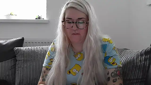 Snapshot of Sizzling_Indie36 chatting on 09-10-25, 09:31 Sizzling Indie36 online show from 09-10-25, 09:31