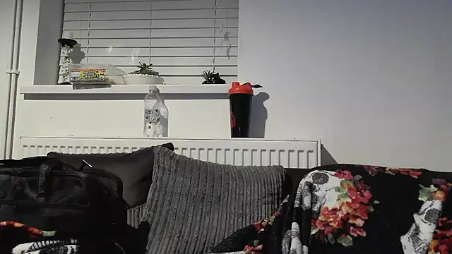 Snapshot of Sizzling_Indie36 chatting on 09-23-25, 11:41 Sizzling Indie36 online show from 09-23-25, 11:41