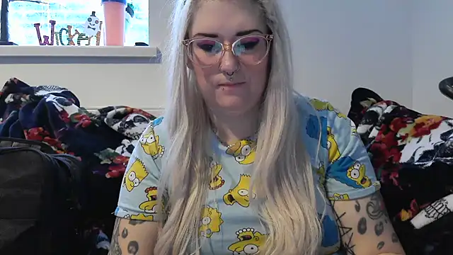 Snapshot of Sizzling_Indie36 chatting on 10-25-25, 03:18 Sizzling Indie36 online show from 10-25-25, 03:18