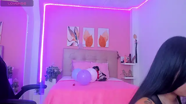 Molly h0t online show from 11-25-25, 12:27