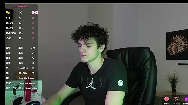 Brad Holloway online show from 01-07-26, 01:57