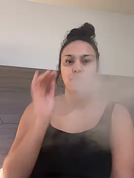 hoesluvcedes online show from 07-21-26, 07:54