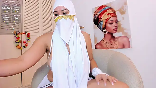 Layla arabelle online show from 10-10-25, 08:30