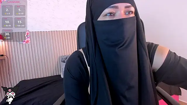 Snapshot of Layla_arabelle chatting on 05-03-26, 09:10 Layla arabelle online show from 05-03-26, 09:10