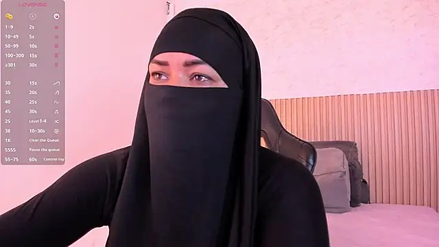 Layla arabelle online show from 07-14-26, 08:36