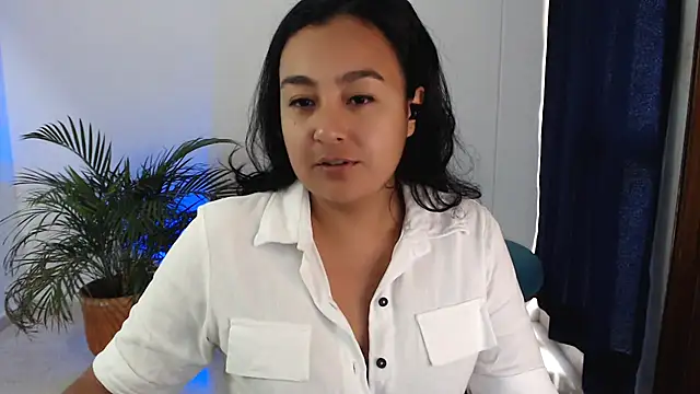 Snapshot of Themagicpotion chatting on 07-09-26, 06:45 Themagicpotion online show from 07-09-26, 06:45