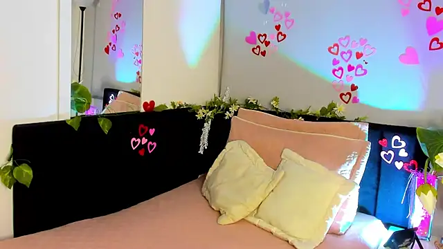 Snapshot of Zamantta chatting on 09-26-25, 05:00 Zamantta online show from 09-26-25, 05:00