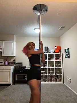 Harley cams online show from 09-18-25, 03:52