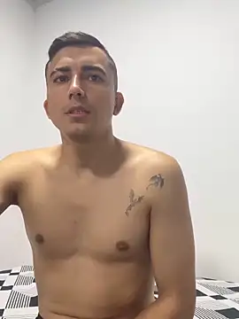 Snapshot of pareja_curiosa19 chatting on 11-11-25, 12:54 pareja curiosa19 online show from 11-11-25, 12:54