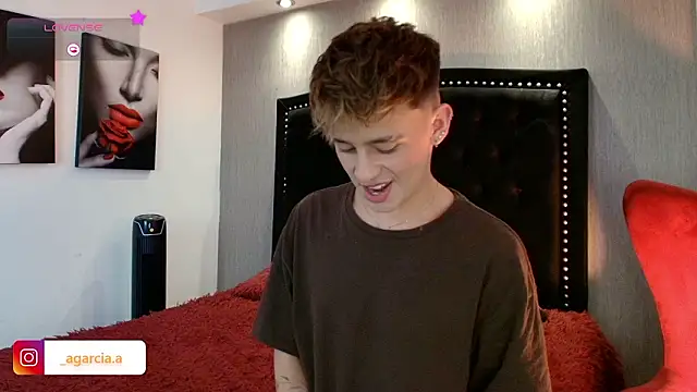 LiamWildx20 online show from 01-17-26, 05:12