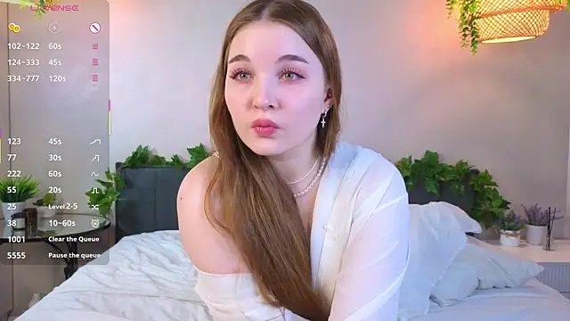 ConstanceHelms online show from 11-21-25, 05:06