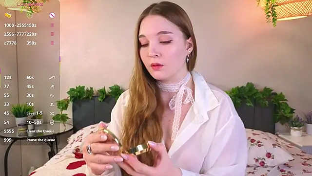 ConstanceHelms online show from 11-28-25, 05:32