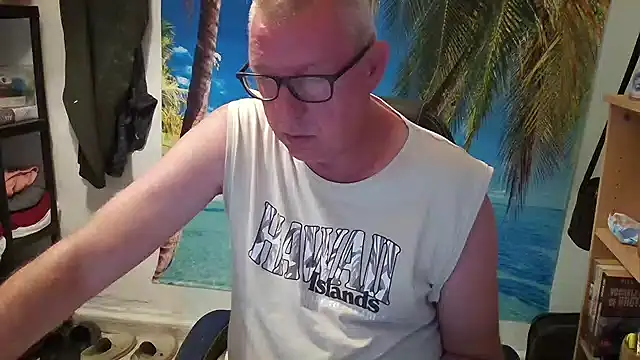 JamesBauer online show from 06-18-26, 04:46