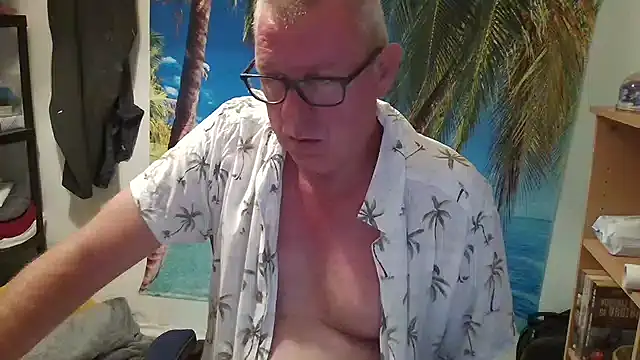 JamesBauer online show from 06-24-26, 04:33
