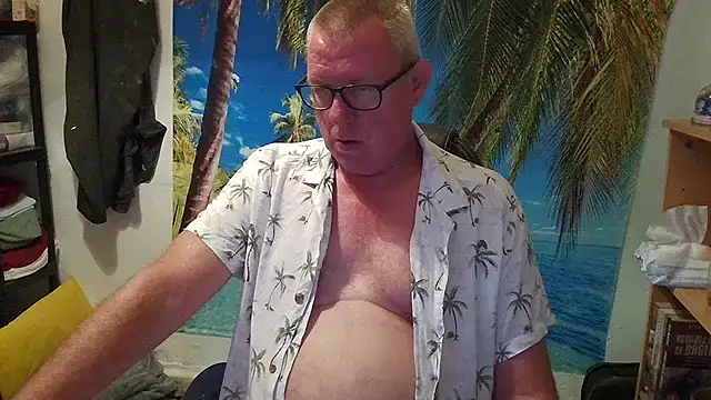 JamesBauer online show from 06-27-26, 04:17