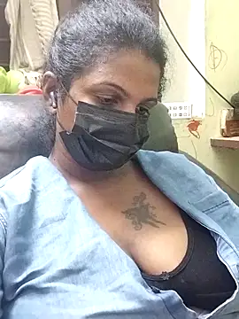 Snapshot of poojaa-rani chatting on 11-01-25, 06:43 poojaa-rani online show from 11-01-25, 06:43