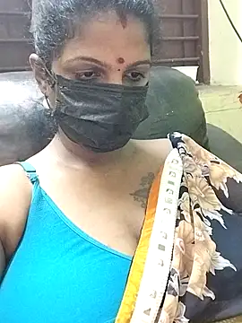 Snapshot of poojaa-rani chatting on 12-04-25, 06:05 poojaa-rani online show from 12-04-25, 06:05