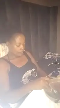 Snapshot of sexylira chatting on 03-20-25, 05:25 sexylira online show from 03-20-25, 05:25