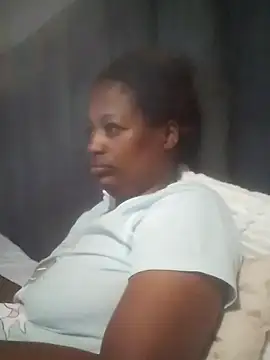 Snapshot of sexylira chatting on 09-10-25, 08:03 sexylira online show from 09-10-25, 08:03