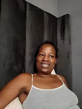 Snapshot of sexylira chatting on 02-04-26, 10:21 sexylira online show from 02-04-26, 10:21