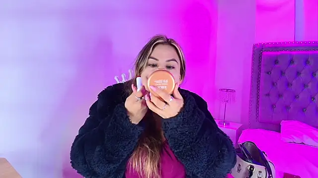 Snapshot of Lia_adamsss chatting on 01-13-26, 01:55 Lia adamsss online show from 01-13-26, 01:55