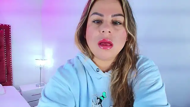 Snapshot of Lia_adamsss chatting on 01-18-26, 01:20 Lia adamsss online show from 01-18-26, 01:20