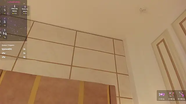 Snapshot of laurencarter1 chatting on 03-11-26, 10:05 laurencarter1 online show from 03-11-26, 10:05