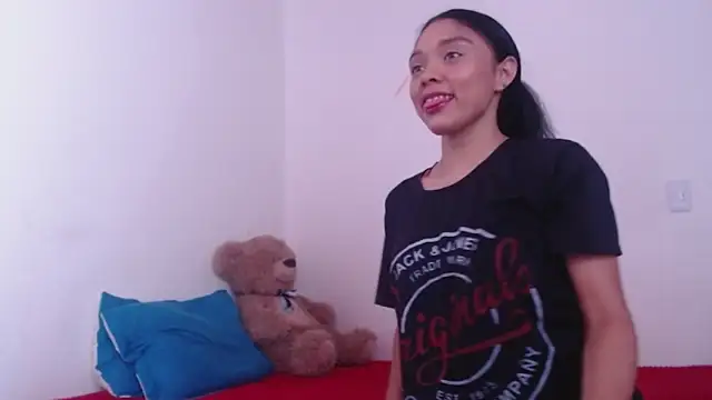 sharon sexy  online show from 12-01-25, 08:03