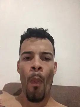 HenriquePhn online show from 06-20-26, 07:05