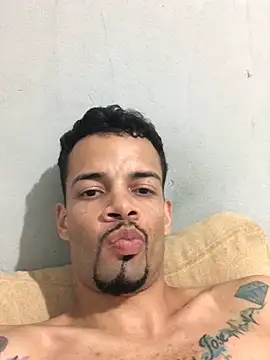 HenriquePhn online show from 07-25-26, 03:04