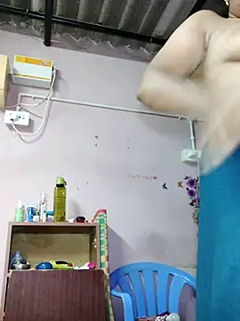 JENNIFERtamil online show from 12-18-25, 07:47