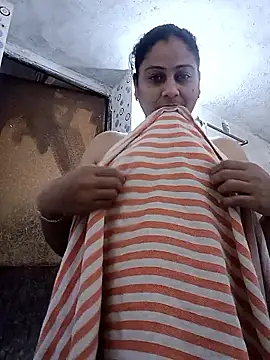 JENNIFERtamil online show from 01-18-26, 08:29