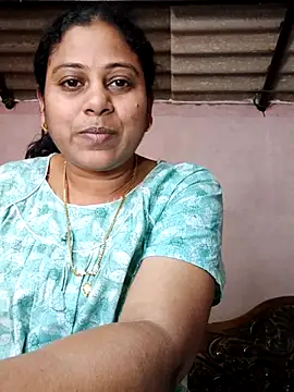 JENNIFERtamil online show from 02-19-26, 07:59