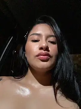 andrea gomes  online show from 10-23-25, 08:46