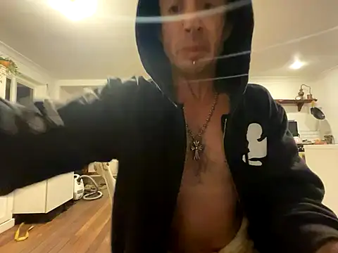 Snapshot of mastertittiefkr chatting on 11-06-25, 10:49 mastertittiefkr online show from 11-06-25, 10:49