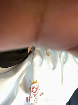 Snapshot of flower_chan chatting on 04-03-26, 08:01 flower chan online show from 04-03-26, 08:01