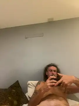 Coco-sarli online show from 12-04-25, 07:39