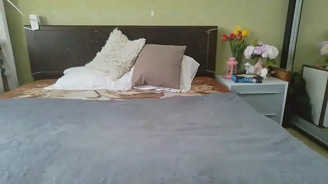 Angelika Ann online show from 04-20-26, 07:55