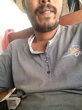 Snapshot of hot_integer chatting on 10-05-25, 05:39 hot integer online show from 10-05-25, 05:39