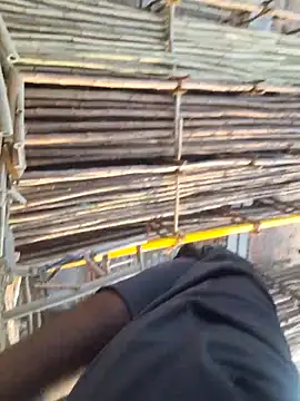 hot integer online show from 04-23-26, 02:02