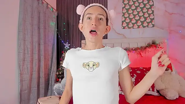 peachandtyron  online show from 12-20-25, 03:46