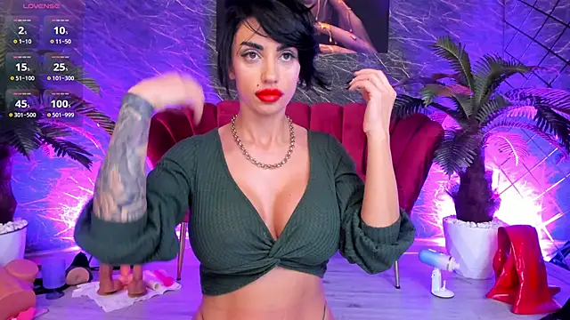 IzabelaTessa online show from 05-12-26, 07:11